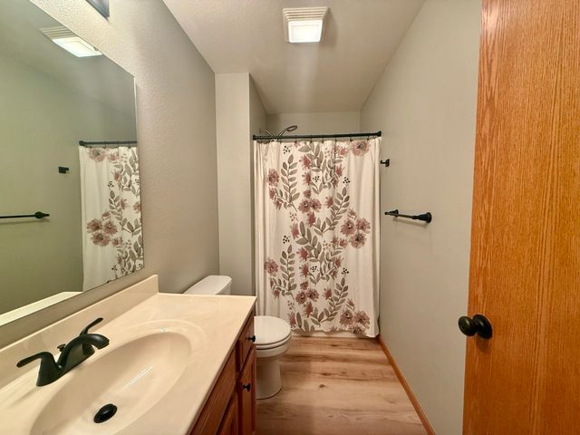 150 Early Moon Drive, North Liberty, IA 52317