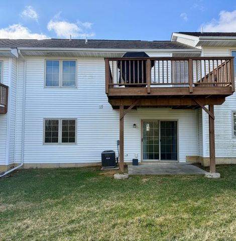 150 Early Moon Drive, North Liberty, IA 52317