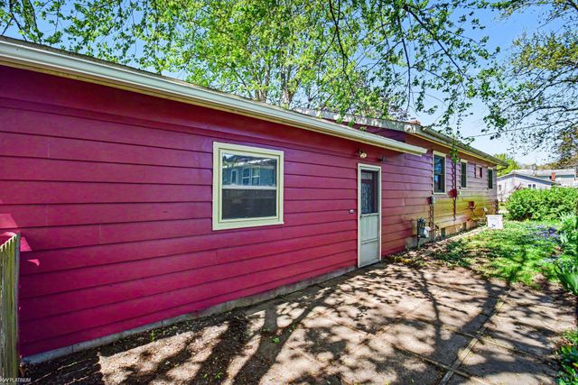 2436 20th Avenue, Port Huron, MI 48060