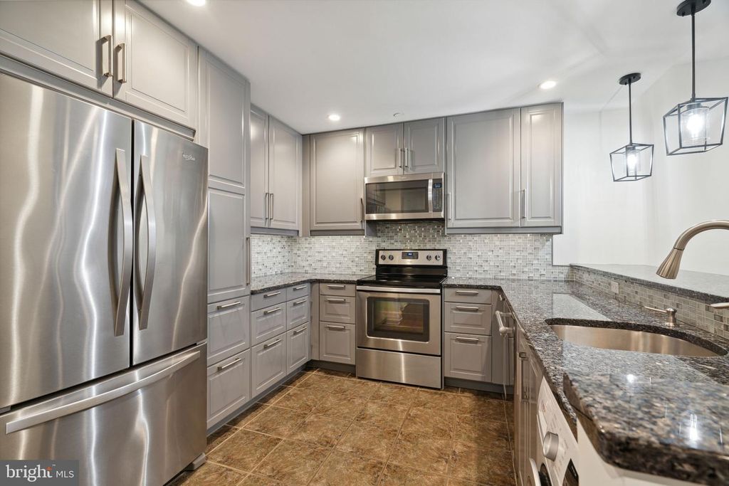 111 S 15TH ST #2108, PHILADELPHIA, PA 19102 — exterior