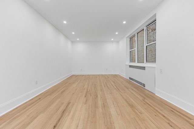 161 E 91st St Apt 2B, New York City, NY 10128