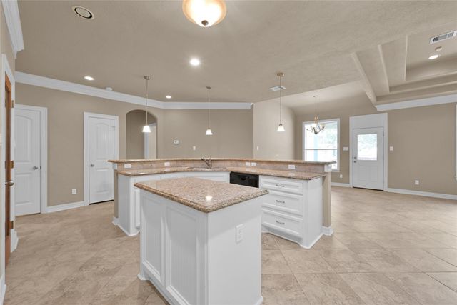 19841 S Plantation Estates Drive, Porter, TX 77365