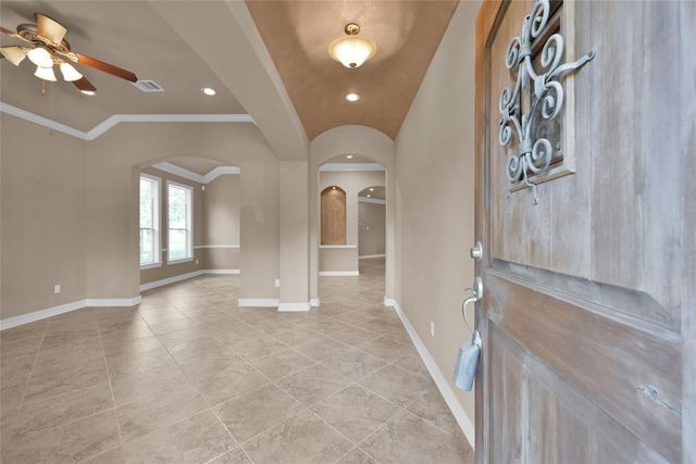 19841 S Plantation Estates Drive, Porter, TX 77365