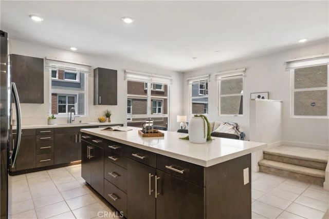 2700 E Chaucer 41, Los Angeles, CA 90065