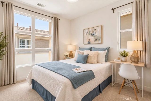 2700 E Chaucer 41, Los Angeles, CA 90065