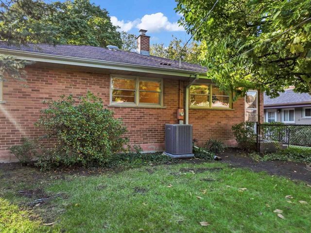 119 N Wille Street, Mount Prospect, IL 60056