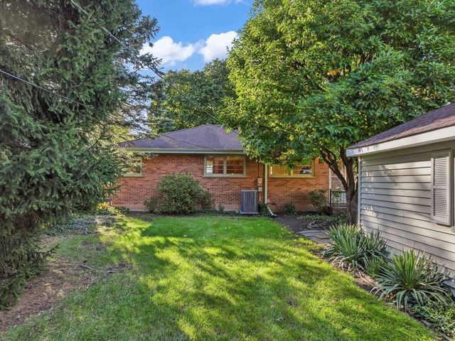 119 N Wille Street, Mount Prospect, IL 60056