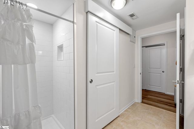 100 E Washington Street Unit 54, Greenville, SC 29601