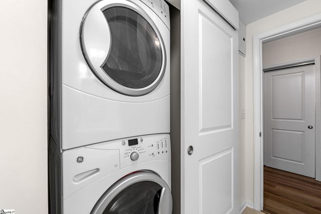 100 E Washington Street Unit 54, Greenville, SC 29601