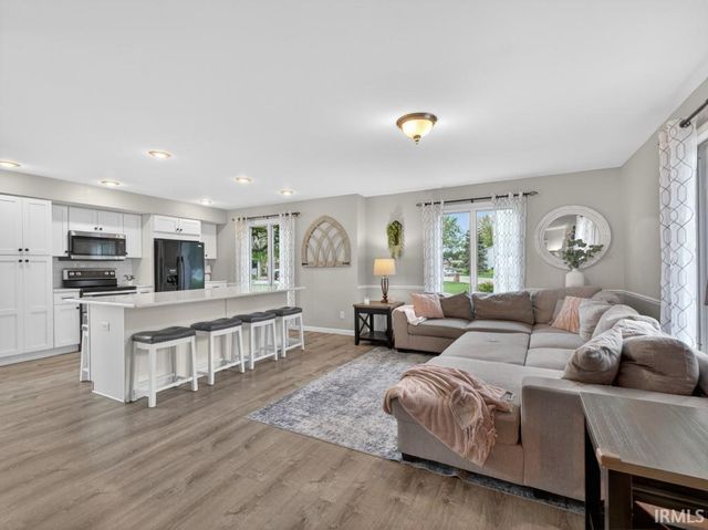 17113 Platter Parkway, New Haven, IN 46774