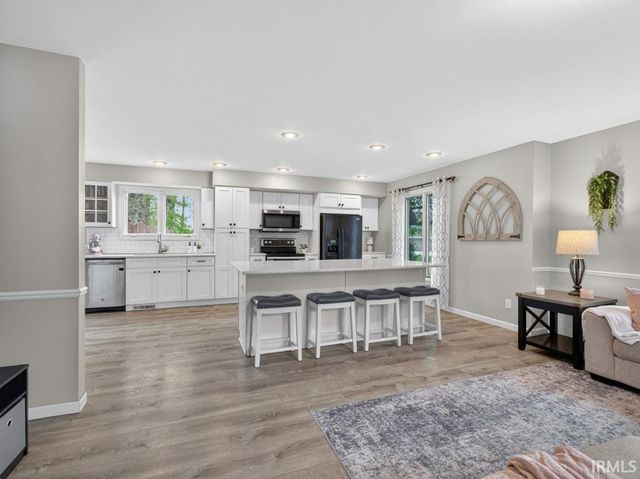17113 Platter Parkway, New Haven, IN 46774