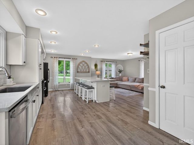 17113 Platter Parkway, New Haven, IN 46774