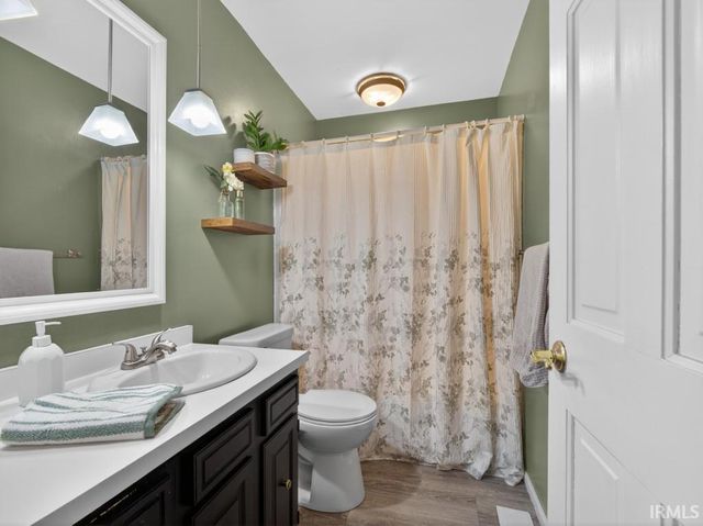 17113 Platter Parkway, New Haven, IN 46774