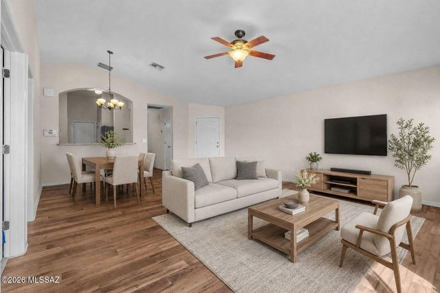 8116 E Lakeside Parkway, Tucson, AZ 85710