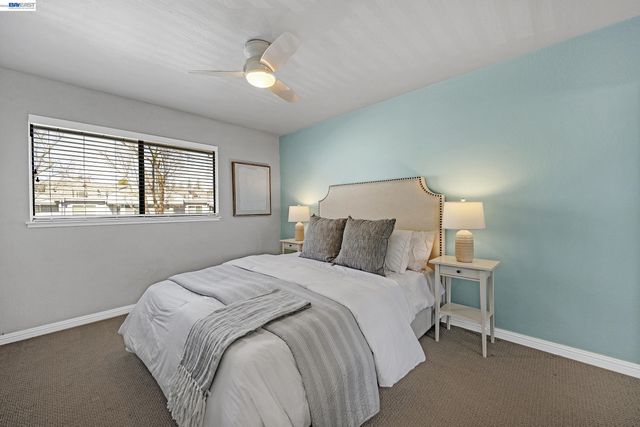 210 Sunspring Ct, Pleasant Hill, CA 94523