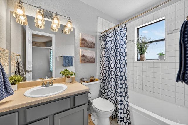 9505 COMANCHE Road NE, Albuquerque, NM 87111