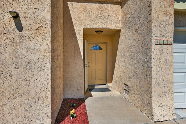 9505 COMANCHE Road NE, Albuquerque, NM 87111