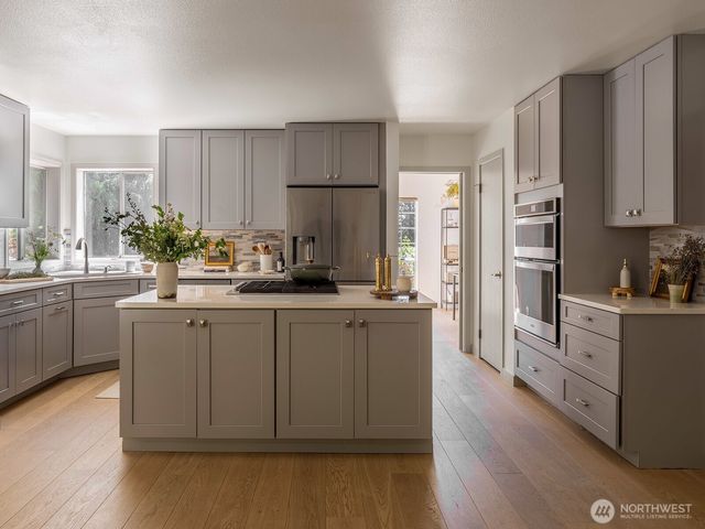 6105 75th Avenue Ct W, University Place, WA 98467