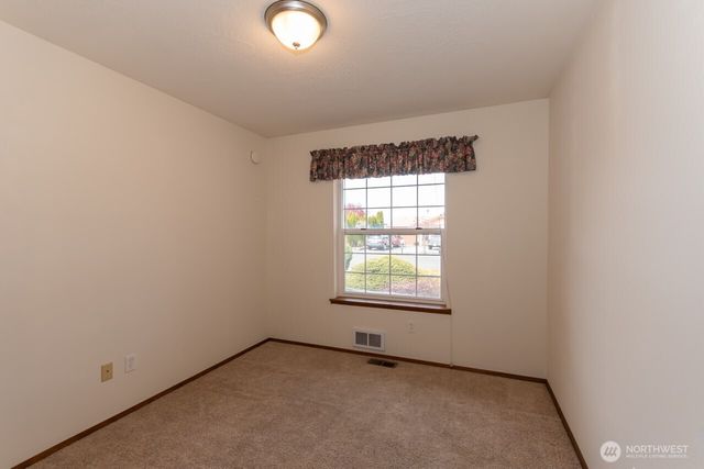 861 E Spruce, Sequim, WA 98382
