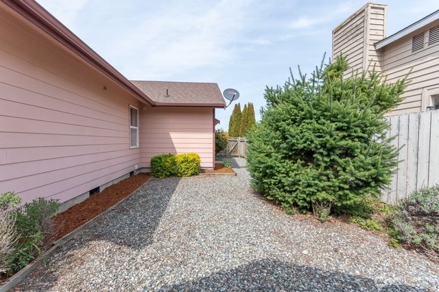 861 E Spruce, Sequim, WA 98382