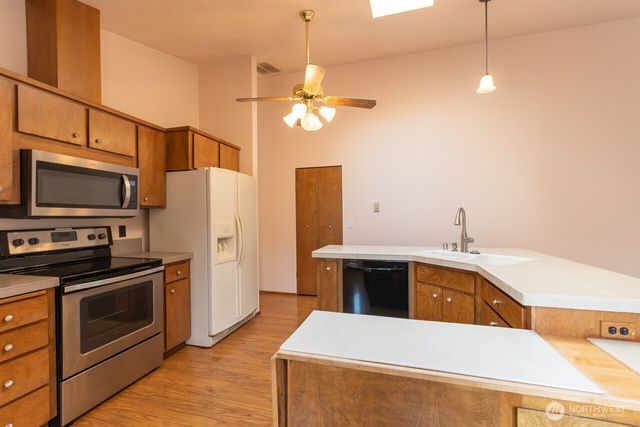 861 E Spruce, Sequim, WA 98382