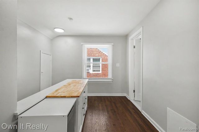 4001 Somerset Avenue, Detroit, MI 48224