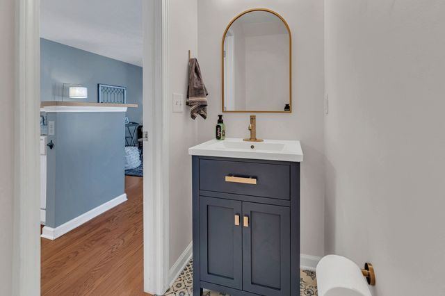 400 Shadow Glen Dr, Nashville, TN 37211