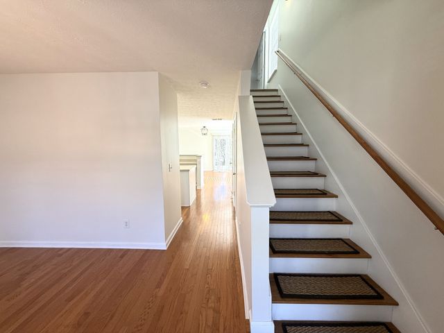 400 Shadow Glen Dr, Nashville, TN 37211