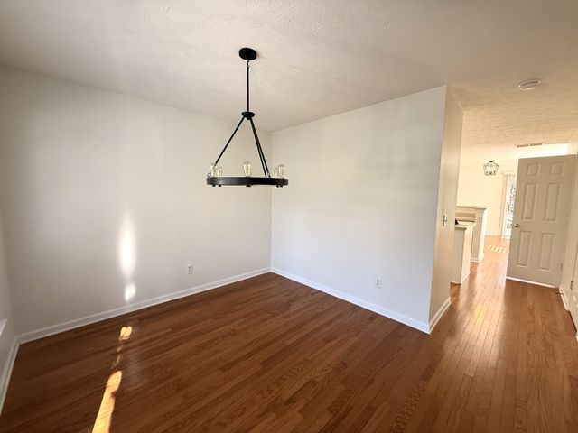 400 Shadow Glen Dr, Nashville, TN 37211