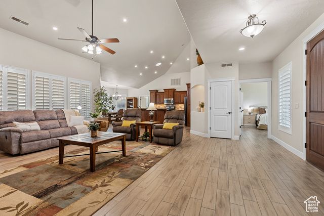 880 N 370 W, La Verkin, UT 84745