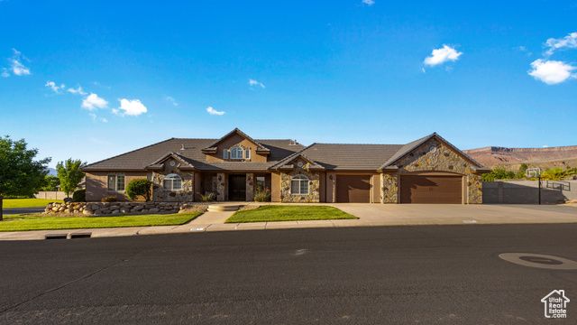 880 N 370 W, La Verkin, UT 84745