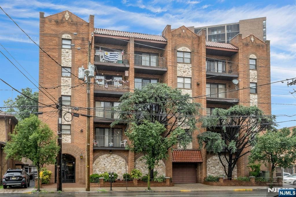 9249 John F Kennedy 420, North Bergen, NJ 07047