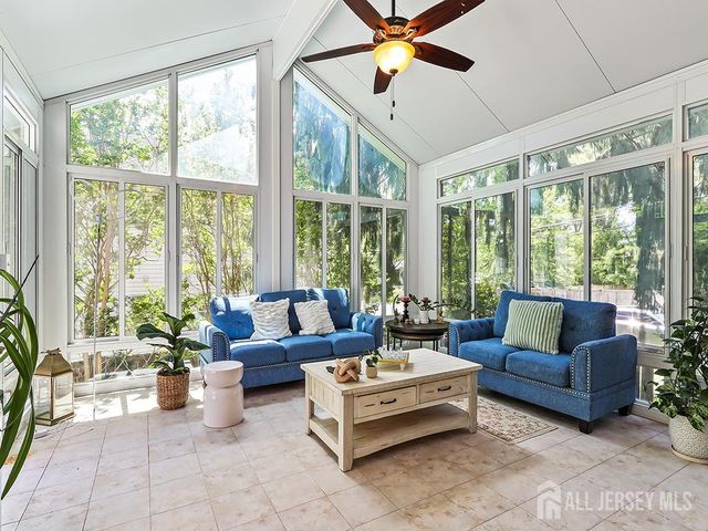 87 Leavitt Lane, Princeton, NJ 08540