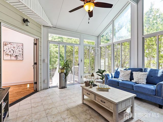 87 Leavitt Lane, Princeton, NJ 08540