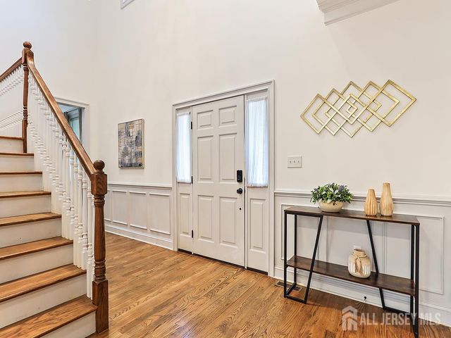87 Leavitt Lane, Princeton, NJ 08540