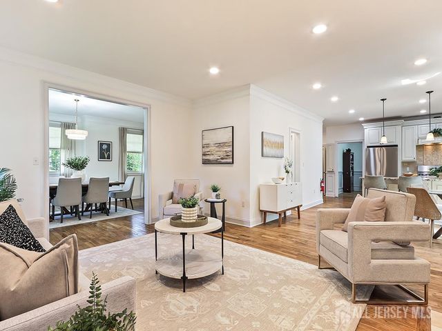 87 Leavitt Lane, Princeton, NJ 08540