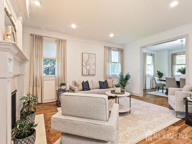 87 Leavitt Lane, Princeton, NJ 08540