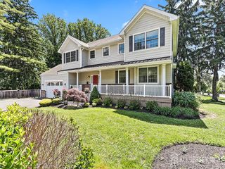 87 Leavitt Lane, Princeton, NJ 08540