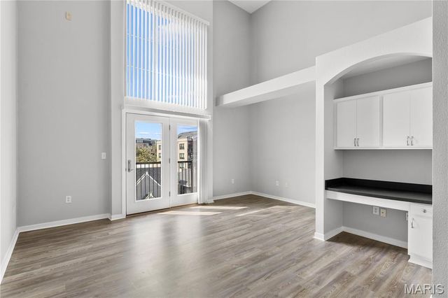 200 S Kirkwood Road 320, St Louis, MO 63122