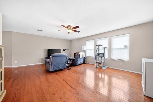 1218 Feather Crest Drive, Krum, TX 76249