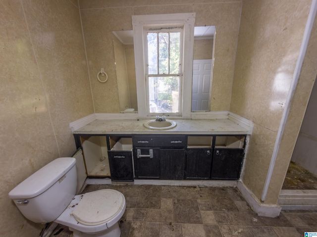 7811 4TH AVENUE N, Birmingham, AL 35206