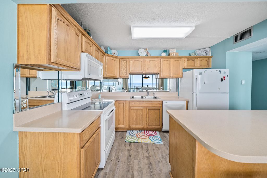 Image 8 of property listing at 11757 Front Beach Road W506, Panama City Beach, FL 32407