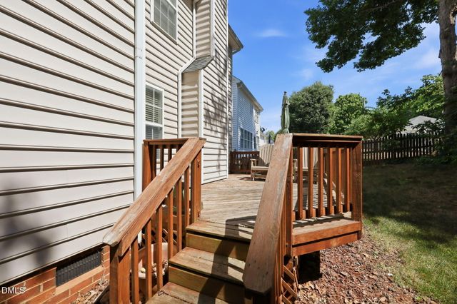 9105 Willow Valley Court, Raleigh, NC 27617