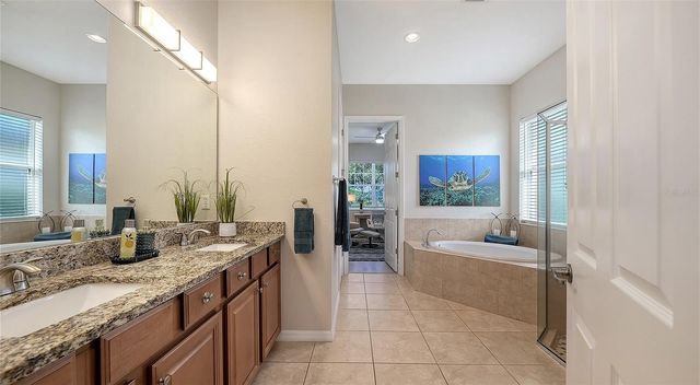 415 GRAND PRESERVE COVE, Bradenton, FL 34212