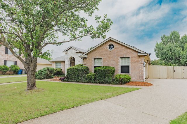 7115 Oaklawn, Sachse, TX 75048