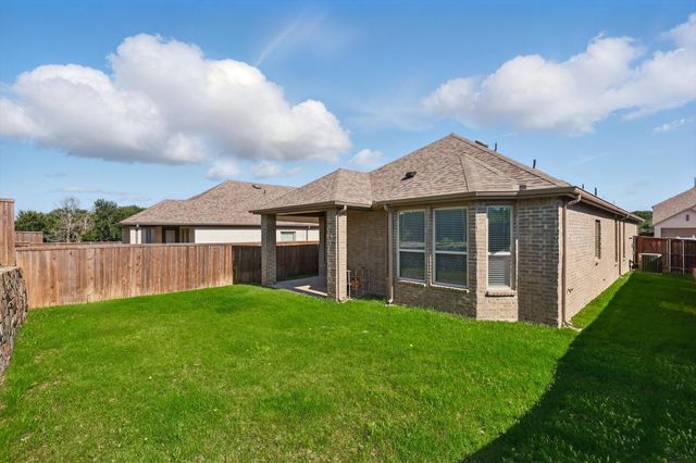 1012 Friesian Lane, Aubrey, TX 76227