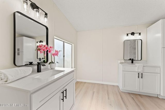 125 MELANIE Lane, Middleburg, FL 32068