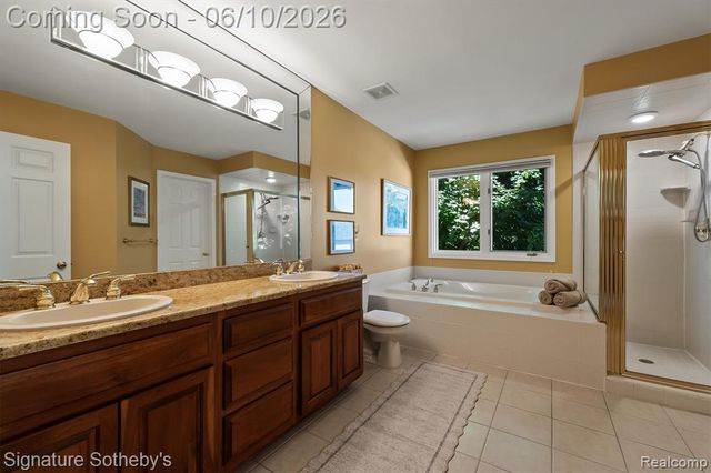 602 Appoline Court, Rochester, MI 48307