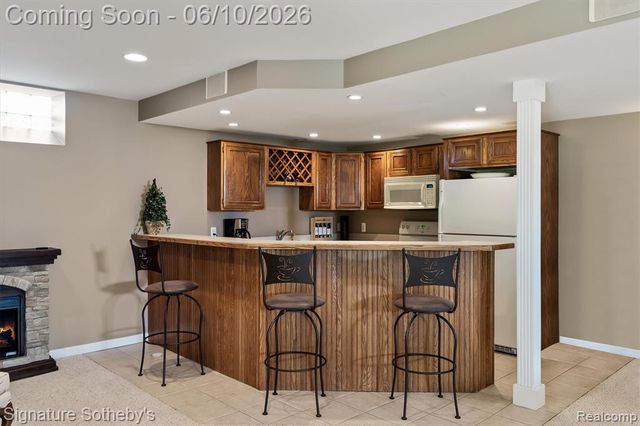 602 Appoline Court, Rochester, MI 48307