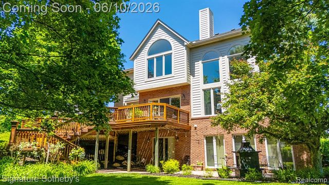 602 Appoline Court, Rochester, MI 48307